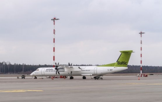 ������������ airBaltic ����� ������� ��������� Bombardier