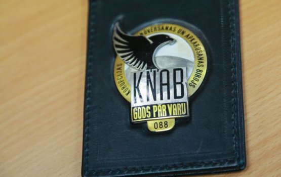 ���� ����������� �������� ��������� �� 180 ����