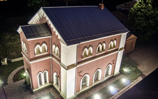 � ������������ ����� � �������� � ������