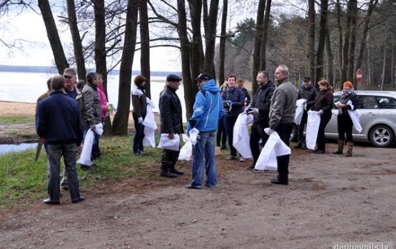 �� ������ ������ ����� ����� 100 �����������