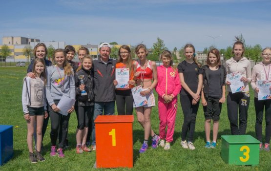 ��������� ����������� ���� ������������� � ������������