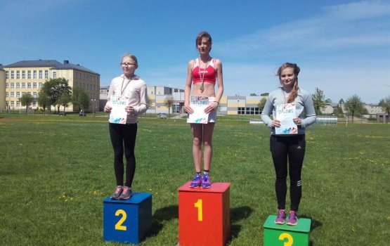 ��������� ����������� ���� ������������� � ������������