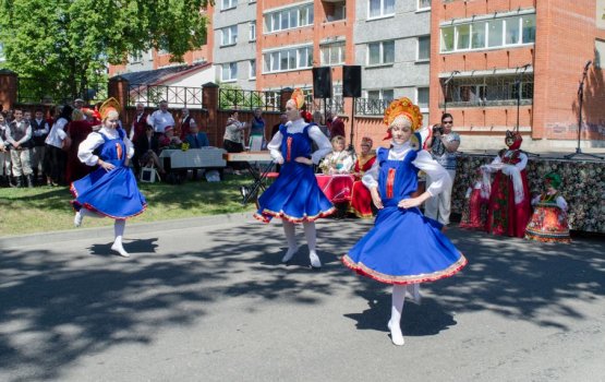 Дни славянской культуры открылись молебном и фестивалем фольклора