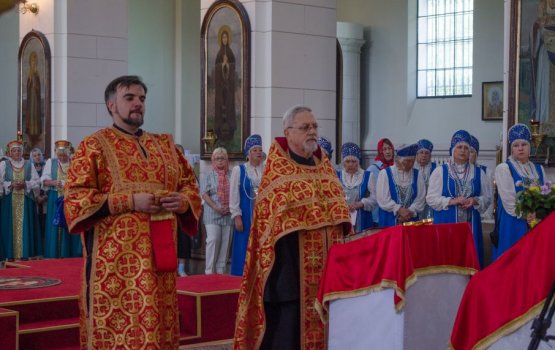 Дни славянской культуры открылись молебном и фестивалем фольклора