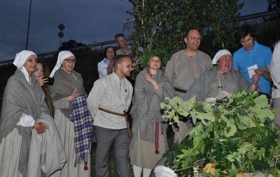 ����� ���� � ������������ ����� (����)