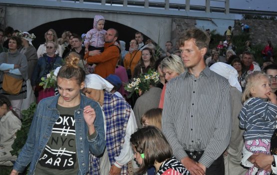 ����� ���� � ������������ ����� (����)