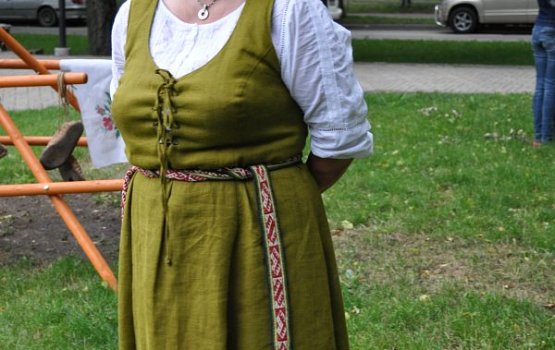 ����� ���� � ������������ ����� (����)