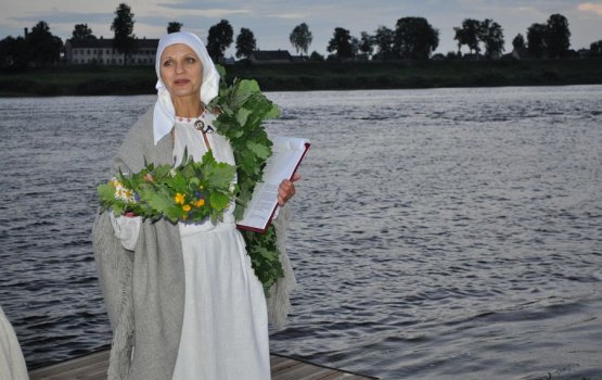 ����� ���� � ������������ ����� (����)