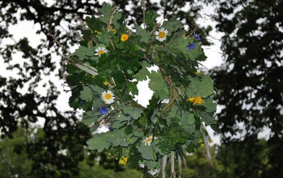 ����� ���� � ������������ ����� (����)