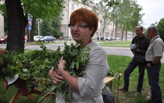 ����� ���� � ������������ ����� (����)