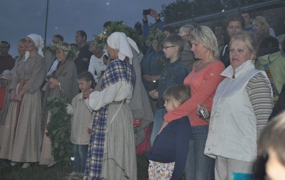 ����� ���� � ������������ ����� (����)