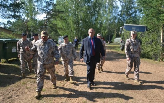 ������� ������� ��������� ��������� ������� � �������������� ����