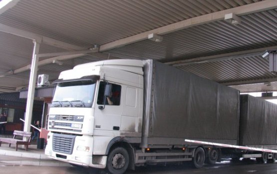 LNT: латвийские перевозчики несут убытки из-за нападений мигрантов во Франции 