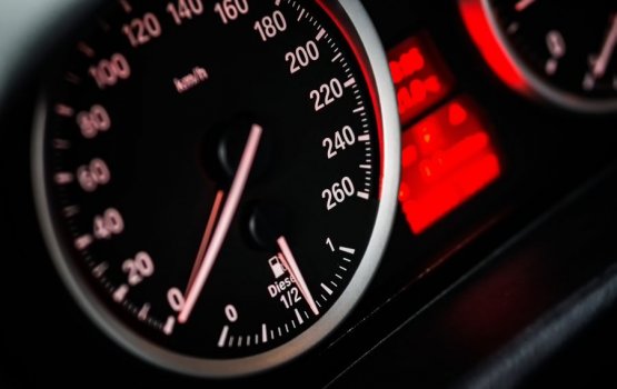 Неисправность автоматического наклона фар