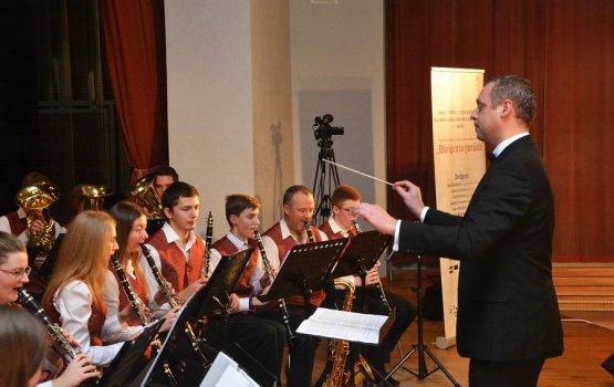 Парад дирижеров: от хабанеры до тувинских песен