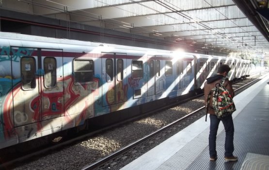В Петербурге арестован мужчина, толкнувший пассажира метро под поезд  