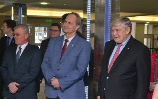 � ��������� ������������ �������� ������ ������� ����� ������