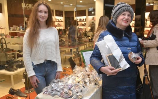 Бизнес школьников: подарки, игры, мыло и знаки судьбы
