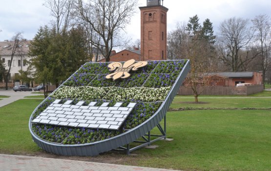 ����� ������� 130 ����� ��������