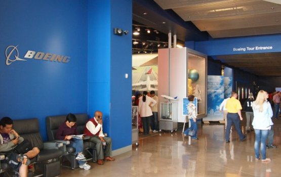 Boeing планирует сократить около сотни сотрудников