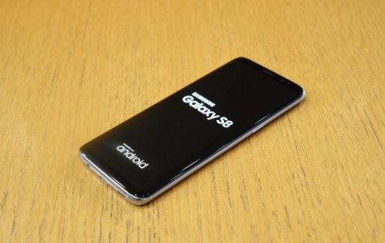 Samsung ��������� ������������� �������� Galaxy S8