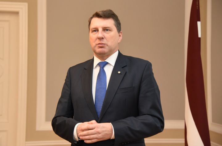 Президент пообещал актуализировать вопрос о гражданстве