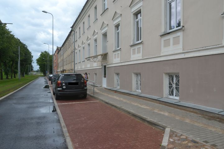 � ������ ��������� ����� �����������