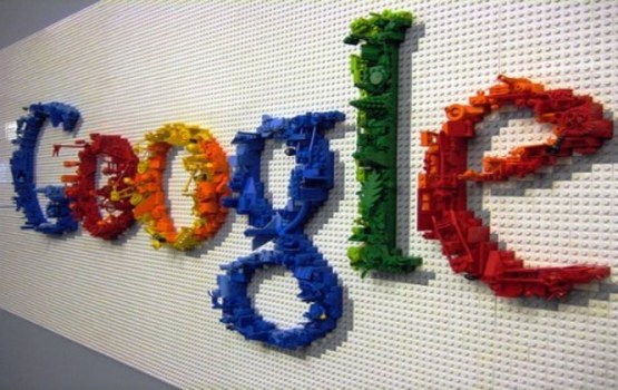 Google     " "   