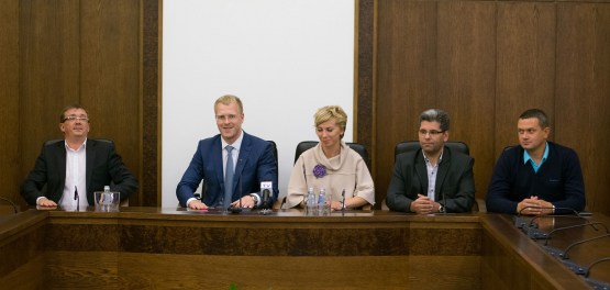 За разводом по-даугавпилсски следит вся страна