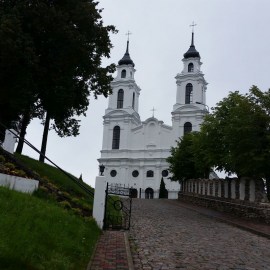 Лудзенское время: цветочные зайцы и подосиновики в центре города