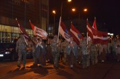 День Лачплесиса завершился факельным шествием