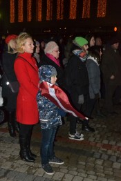 День Лачплесиса завершился факельным шествием