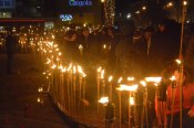 День Лачплесиса завершился факельным шествием