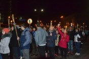 День Лачплесиса завершился факельным шествием