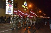 День Лачплесиса завершился факельным шествием