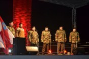 День Лачплесиса завершился факельным шествием