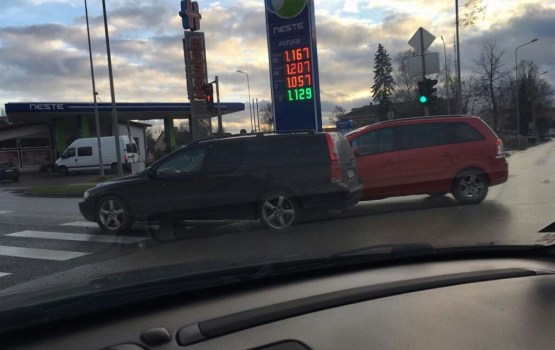 ��������: ������ �� ����������� ������ � �������