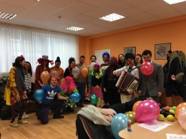 Клоуны из разных стран порадовали даугавпилсских ребят