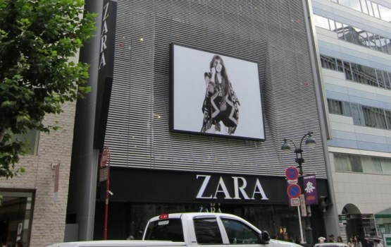 Zara закрывает магазины по всей Европе. Коснется ли это Латвии?