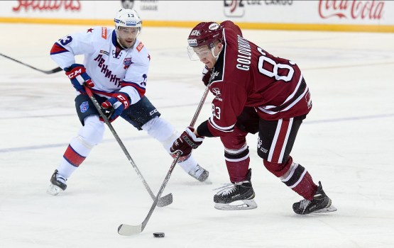 "����" � "����" ��������� �� ���, ������� "������" ��������