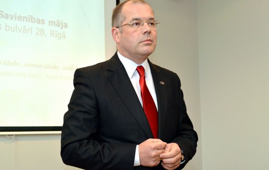 ������� ����� �� ��������� ���������� �� ������������ � �������� ���� �� ��������� ����