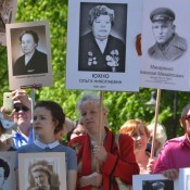 Бессмертный полк. «И встали в строй погибшие с живыми…»