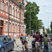 �������� ������������ ������� ����� �������������� ����