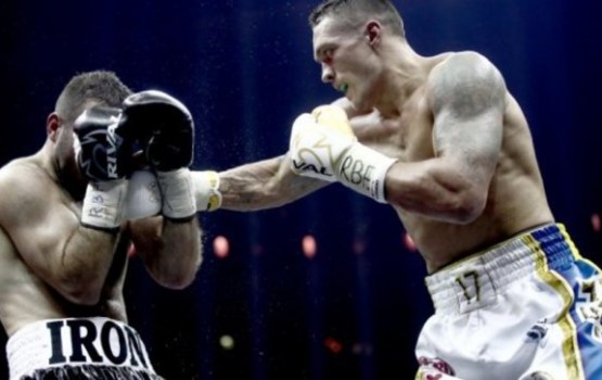 Усик победил Гассиева в финале WBSS и стал абсолютным чемпионом мира по боксу
