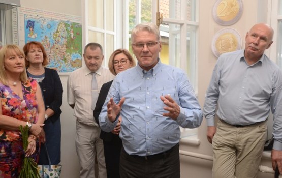 ���������� ����������� ����� ������� 100�