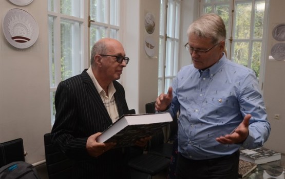 ���������� ����������� ����� ������� 100�