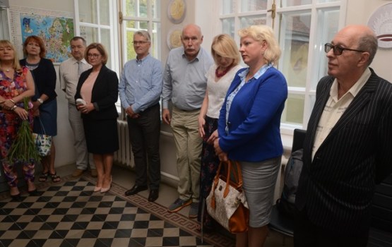 ���������� ����������� ����� ������� 100�