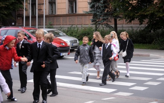 Полиция в первый школьный день установит возле школ фоторадары