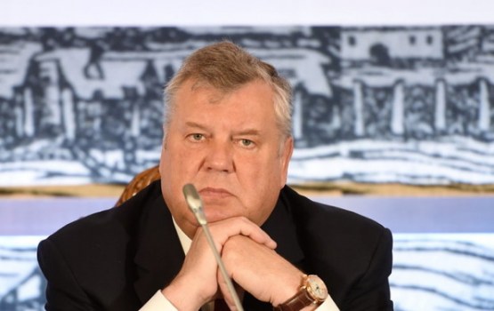 Урбанович утверждает: задержание священника-насильника — это провокация против Латгалии