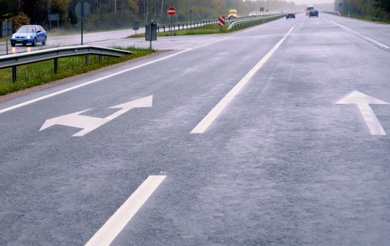 Государство планирует передать в ведение самоуправлений не менее 3950 км автодорог
